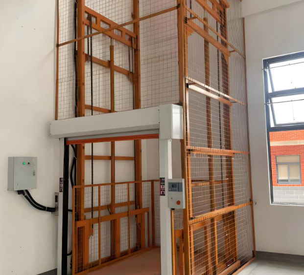 隆阳升降货梯是特种设备码